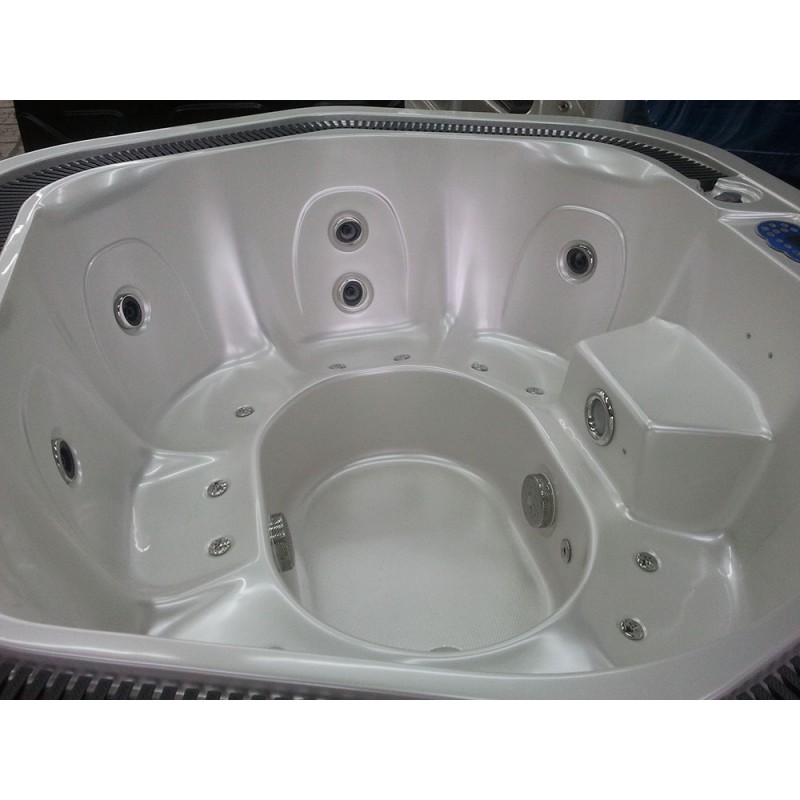 mog-1305-wanna-spa-z-hydromasazem-ogrodowa-7-osobowa-226x191x98cm (7)
